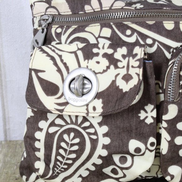 BAGGALLINI Printed Nylon Crossbody Shoulder Bag - Picture 3 of 11